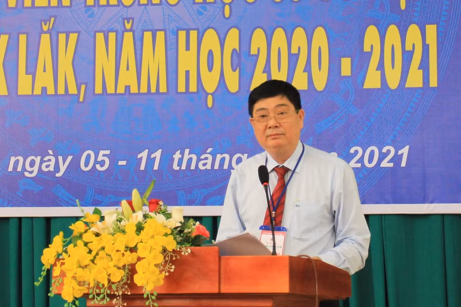 Giám đốc Sở GD-ĐT Phạm Đăng Khoa tham dự và phát biểu khai mạc Hội thi