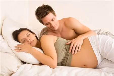 Me co thoi quen nay khi mang thai sinh con ra se bi di tat - Anh 2