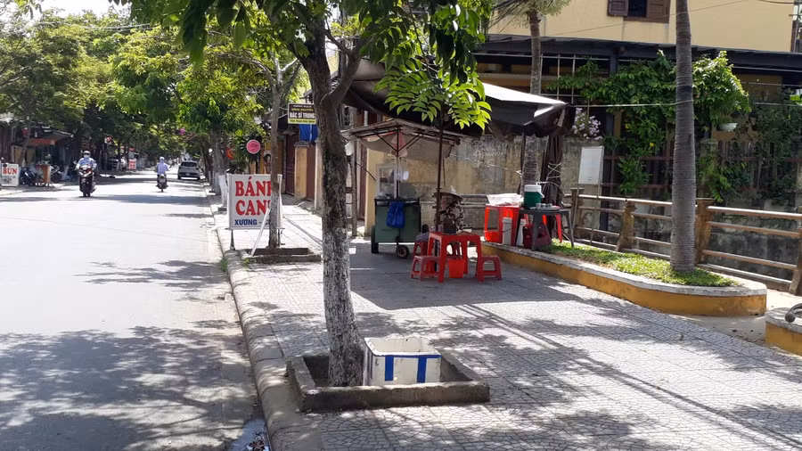 Những hình ảnh "chưa từng có" ở Phố cổ Hội An giữa mùa dịch Covid-19 ảnh 2