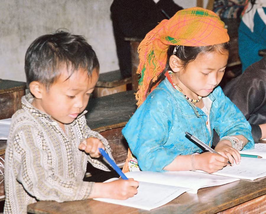 Chìa khóa giúp học sinh dân tộc thiểu số vươn lên