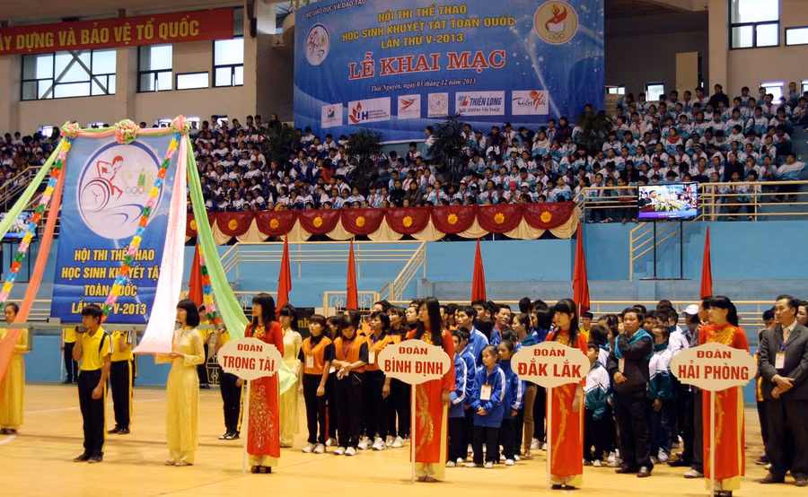 Các đội về dự Hội thi