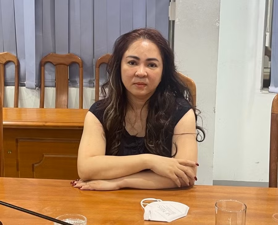 Bà Phương Hằng bị gia hạn thời gian tạm giam.