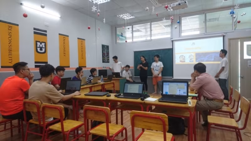 Học sinh khối THPT theo học hệ Mizzou