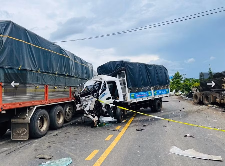 Tai nạn liên hoàn trên đường Hồ Chí Minh đoạn qua huyện Cư Jút, tỉnh Đắk Nông.