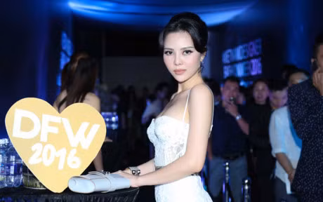 A hau Tra Giang tai xuat voi ve dep goi cam - Anh 3