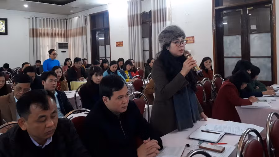 Các đại biểu phát biểu thảo luận tại hội nghị Các đại biểu phát biểu thảo luận tại hội nghị