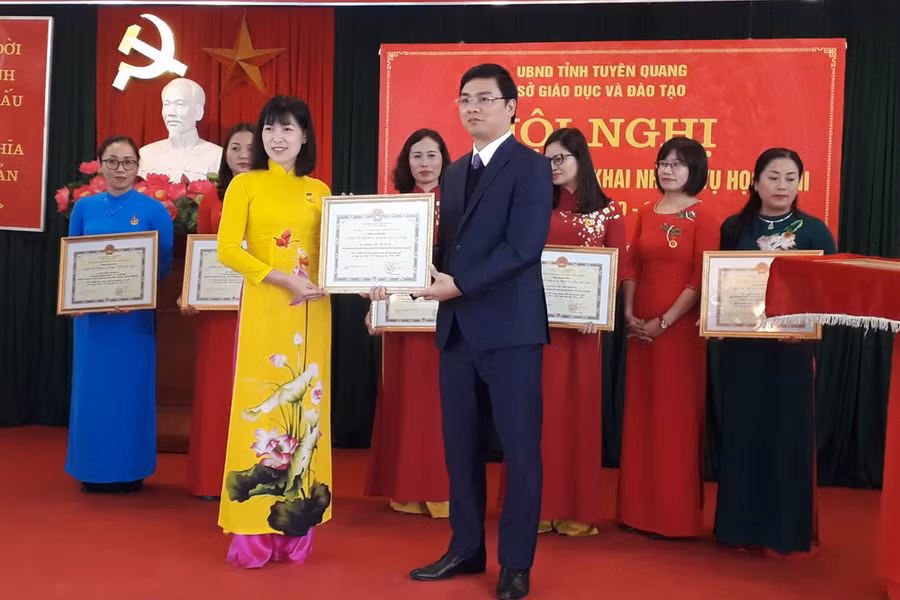 Tuyên Quang: Tập trung chuẩn bị các điều kiện thực hiện CTGDPT 2018