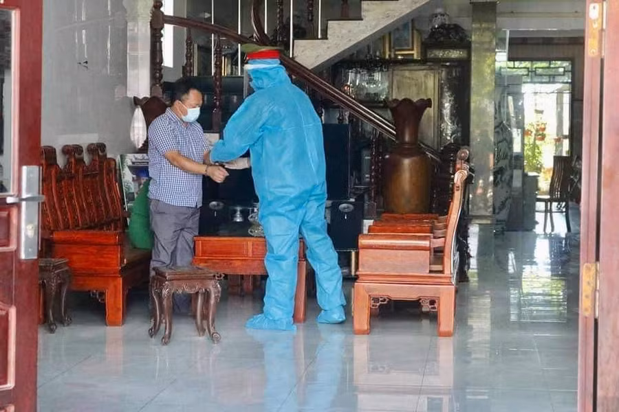 Cơ quan chức năng tiến hành các biện pháp tố tụng với chủ xe khách Đức Nguyện.