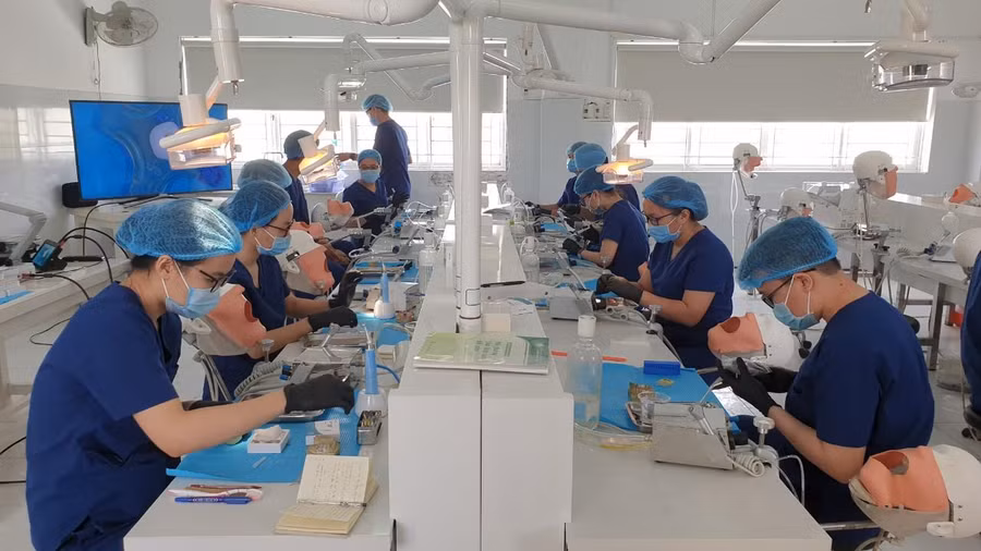 Bệnh viện Trường ĐH Trà Vinh không chỉ là nơi rèn nghề cho sinh viên ngành Y Dược mà còn là nơi khám chữa bệnh uy tín cho người dân khu vực