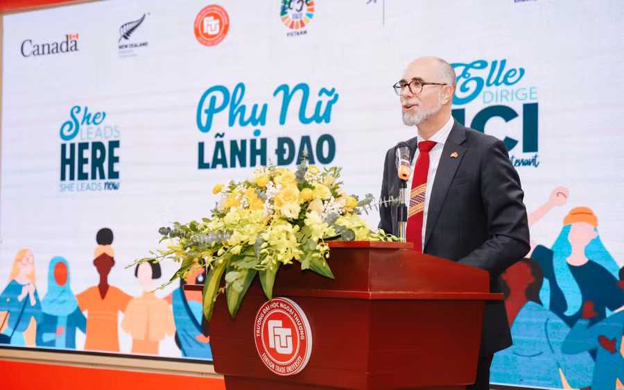 Ngài Đại sứ Canada nhấn mạnh vai trò lãnh đạo mà Đại sứ quán G4 đã chứng minh từ lâu trong việc thúc đẩy bình đẳng giới ở Việt Nam.