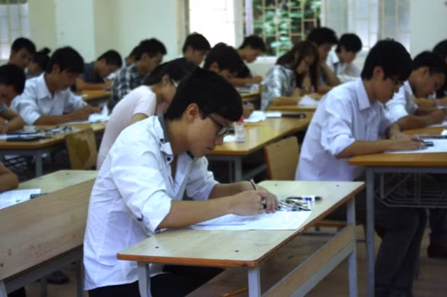 Đề thi, đáp án môn Toán là hoàn toàn chính xác