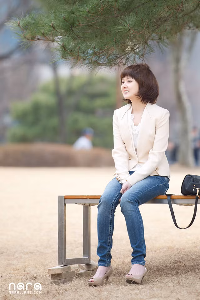 Những hình ảnh mới của "người đẹp không tuổi" Jang Na Ra ảnh 3 Những hình ảnh mới của "người đẹp không tuổi" Jang Na Ra ảnh 3