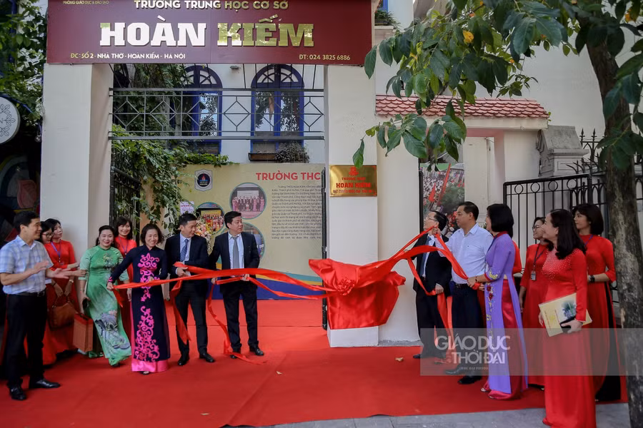 Chất lượng giáo dục toàn diện được chú trọng và không ngừng nâng cao, hàng năm 100% học sinh lớp 9 được xét công nhận tốt nghiệp, học sinh khá giỏi chiếm tỉ lệ trên 85%, chất lượng thi vào lớp 10 THPT ngày càng đạt kết quả cao, nhiều thế hệ học sinh đã mang về thành tích cao trong các kì thi học sinh giỏi cấp quốc gia và thành phố về văn hóa, văn nghệ và thể dục thể thao.