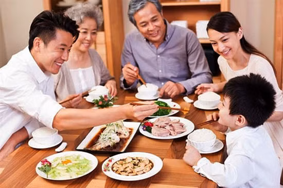 Ăn uống tại nhà là lựa chọn an toàn nhất giúp ngăn ngừa dị ứng thực phẩm