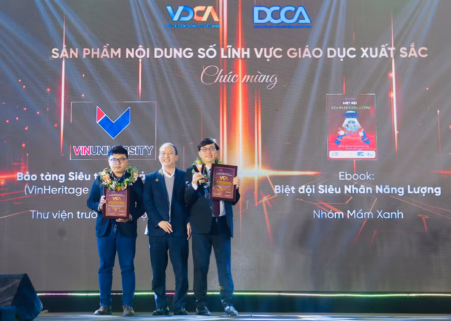 Trao giải cho sản phẩm nội dung số lĩnh vực giáo dục xuất sắc.