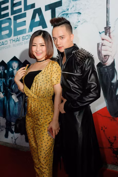 Nhung bo trang phuc xau kinh dien cua showbiz Viet 2016 - Anh 3