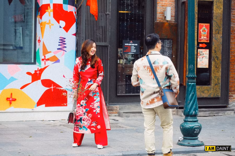 Đến với Hà Nội hôm nay, mọi người có thể thoải mái chọn cho mình những góc chụp đẹp.