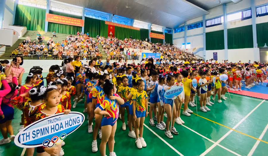 Hơn 750 cháu mẫu giáo 5 tuổi trên địa bàn tỉnh tham dự Hội thi (ảnh: Thành Tâm). Hơn 750 cháu mẫu giáo 5 tuổi trên địa bàn tỉnh tham dự Hội thi (ảnh: Thành Tâm).