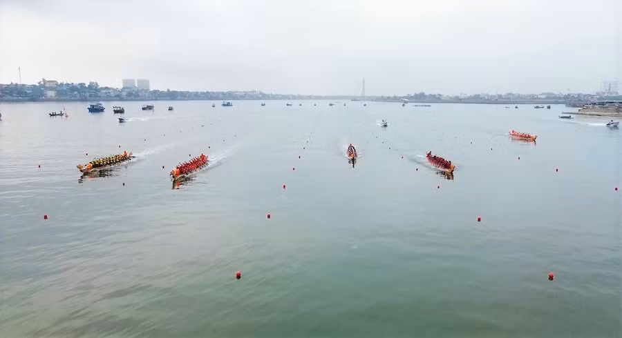 Giải đua quy tụ 36 đội tham dự đến từ 10 tỉnh, thành phố trong nước. Giải đua quy tụ 36 đội tham dự đến từ 10 tỉnh, thành phố trong nước.