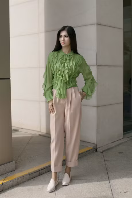 Kim Tuyen goi y thoi trang dao pho sanh dieu ngay Valentine - Anh 9