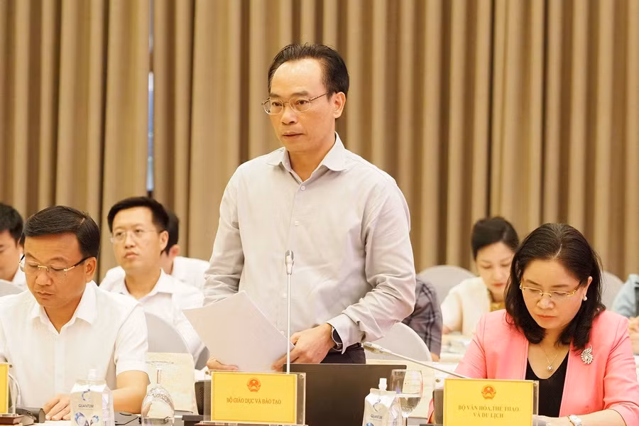 Thứ trưởng Bộ Giáo dục và Đào tạo Hoàng Minh Sơn. Ảnh: Phạm Đông.