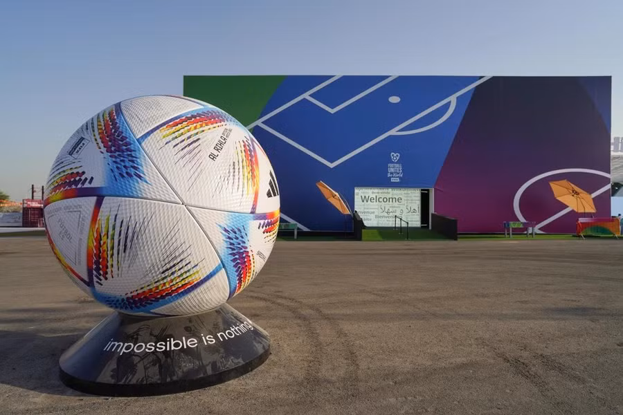 Gerdine Lindhout - Trưởng bộ phận tiếp thị trải nghiệm của FIFA mô tả fanzone là “nơi tốt nhất để thưởng thức World Cup tại Qatar khi bạn không đến sân vận động”. Ảnh: Sorin Furcoi/Al Jazeera. Gerdine Lindhout - Trưởng bộ phận tiếp thị trải nghiệm của FIFA mô tả fanzone là “nơi tốt nhất để thưởng thức World Cup tại Qatar khi bạn không đến sân vận động”. Ảnh: Sorin Furcoi/Al Jazeera.