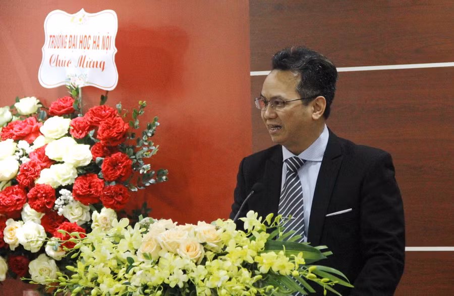 TS Nguyễn Tiến Dũng phát biểu tại hội thảo. TS Nguyễn Tiến Dũng phát biểu tại hội thảo.