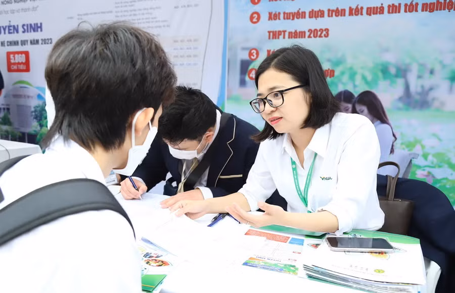 Thí sinh không nên bỏ qua những trường trẻ, bởi thế mạnh của những trường này là sức trẻ.