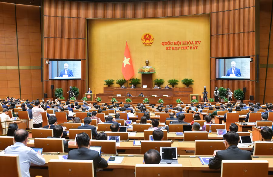 Toàn cảnh phiên họp sáng 20/5.
