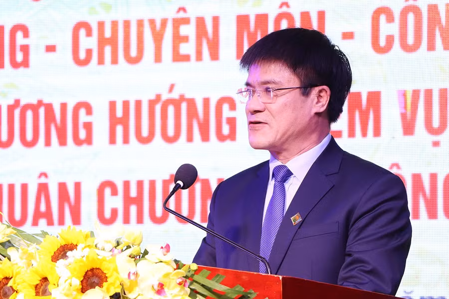 Ông Nguyễn Duy Bằng - Giám đốc Công ty CP Môi trường và Công trình đô thị Hà Tĩnh. Ông Nguyễn Duy Bằng - Giám đốc Công ty CP Môi trường và Công trình đô thị Hà Tĩnh.