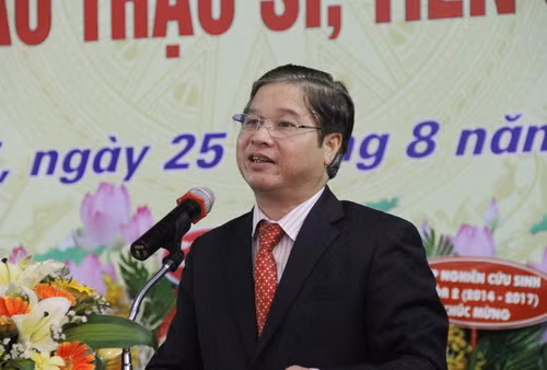 GS.TS Phạm Quang Trung - Giám đốc Học viện Quản lý Giáo dục phát biểu tại Lễ khai giảng