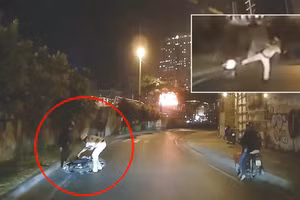 Video: Cố tình né chốt CSGT, nam thanh niên bị đạp ngã xuống đường gây tranh cãi
