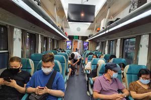 Hơn 545.000 khách đi tàu hoả Hà Nội - Hải Phòng trong 5 tháng