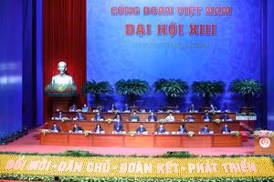 Phiên thứ nhất Đại hội XIII Công đoàn Việt Nam.