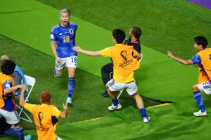 Lịch trực tiếp World Cup hôm nay: Tuyển Đức "ngàn cân treo sợi tóc"