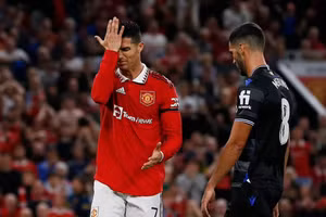 Ronaldo trình diễn nghèo nàn, Man Utd thua sốc ở Europa League 