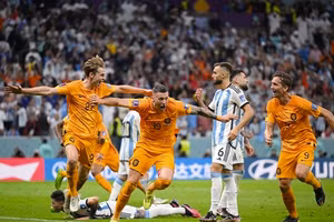 FIFA bất ngờ phạt 'khủng' tuyển Argentina 