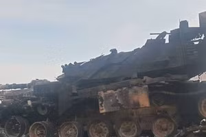 Xe tăng Thổ Nhĩ Kỳ bị phá hủy ở Syria.