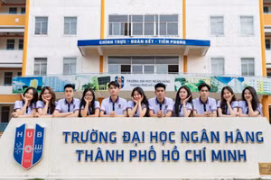 Sinh viên Trường ĐH Ngân hàng TPHCM