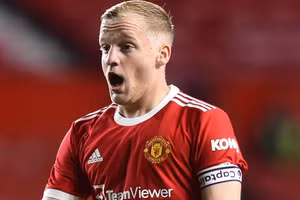Van de Beek lọt mắt xanh của Inter Milan.