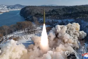 Triều Tiên tuyên bố phóng thành công IRBM 