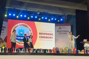 Đại diện ban tổ chia sẻ trong lễ khai mạc vòng vòng thi Regional Round tại TP.HCM