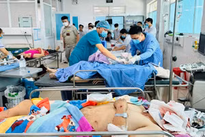 Vụ nổ lò hơi ở tỉnh Đồng Nai làm 6 người chết tại chỗ, 7 người bị thương nặng.