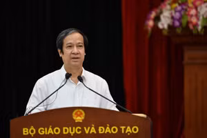 Bộ trưởng Bộ GD&ĐT Nguyễn Kim Sơn phát biểu tại Hội nghị tổng kết một năm triển khai thực hiện đổi mới chương trình, sách giáo khoa giáo dục phổ thông.