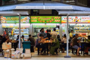 Ẩm thực đường phố đã trở thành di sản văn hóa ở Singapore. 