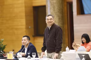Trung tướng Tô Ân Xô, Người phát ngôn Bộ Công an, thông tin với báo chí các vụ án được dư luận quan tâm - Ảnh: VGP.
