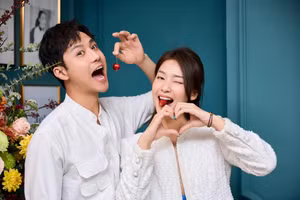 Thanh Sơn từng vướng tin đồn tình cảm với bạn diễn Khả Ngân.