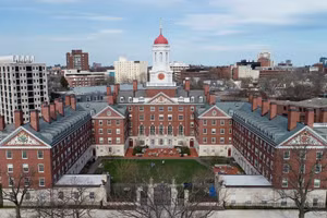 Học phí Đại học Harvard vào mùa Thu 2024 lên tới 91 nghìn USD.