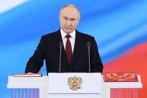Hình ảnh ông Putin tuyên thệ nhậm chức tại điện Kremlin