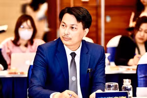 Tiến sĩ Luật học, Luật sư Đặng Văn Cường cho rằng, cần quy định rõ trách nhiệm của Hiệu trưởng nếu xảy ra tình trạng lạm thu, thu chi sai quy định.